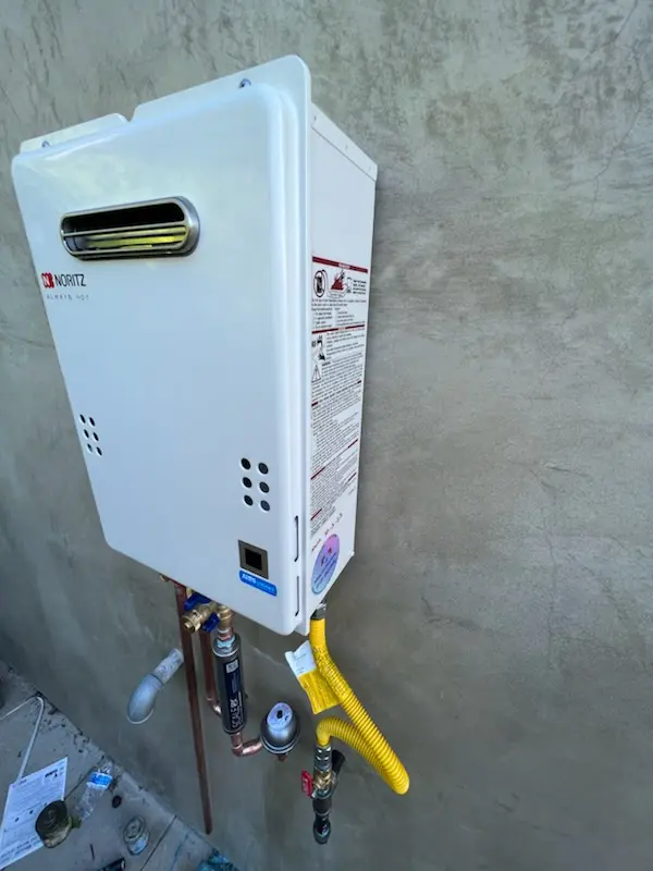 Tankless water heater installation for Belmont Park homes